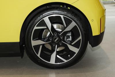 2024款 452km COOPER SE 艺术家-外观-图片-有驾