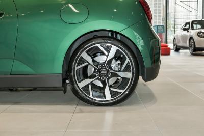 2024款 452km COOPER SE 艺术家-外观-图片-有驾