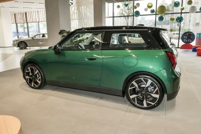 2024款 452km COOPER SE 艺术家-外观-图片-有驾