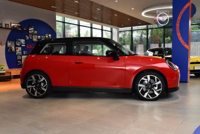 2024款 452km COOPER SE 艺术家-外观-图片-有驾