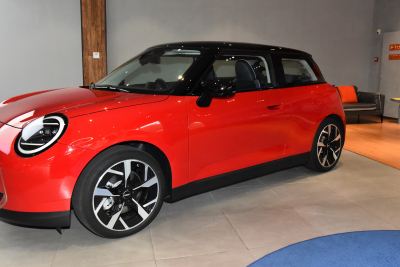 2024款 452km COOPER SE 艺术家-外观-图片-有驾