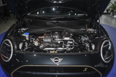 2024款 452km COOPER SE 艺术家-外观-图片-有驾