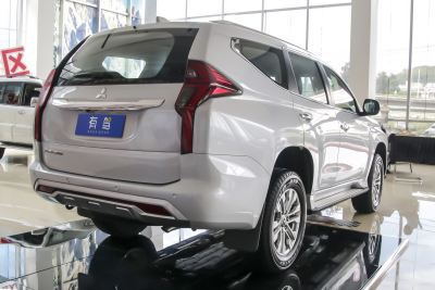 2020款 3.0L 豪华版-外观-图片-有驾