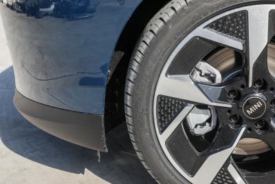 2025款 463km COOPER SE 艺术家-外观-图片-有驾