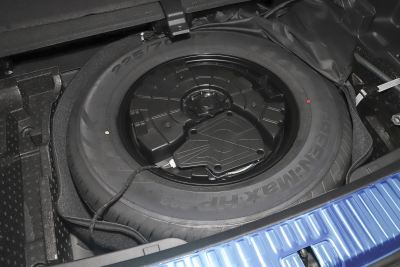 2025款 40 TFSI quattro 纪念版 羽林套装 7座-外观-图片-有驾