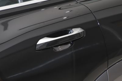 2025款 40 TFSI quattro 纪念版 羽林套装 7座-外观-图片-有驾