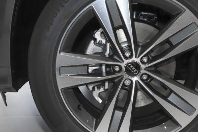 2025款 40 TFSI quattro 纪念版 羽林套装 7座-外观-图片-有驾