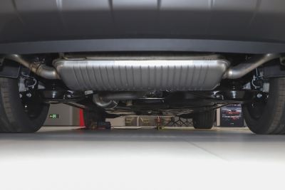 2025款 40 TFSI quattro 纪念版 羽林套装 7座-外观-图片-有驾