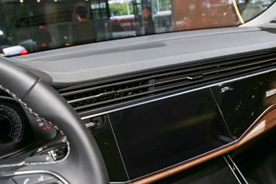 2025款 55 TFSI quattro S line尊贵型-内饰-图片-有驾