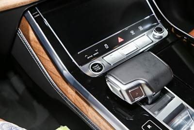 2025款 55 TFSI quattro S line尊贵型-内饰-图片-有驾