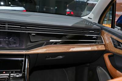2025款 55 TFSI quattro S line尊贵型-内饰-图片-有驾