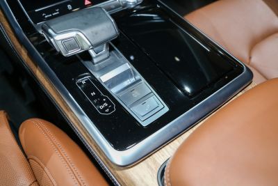 2025款 55 TFSI quattro S line尊贵型-内饰-图片-有驾