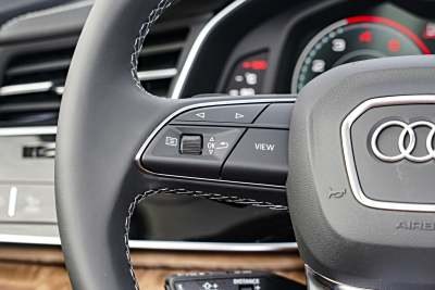 2025款 55 TFSI quattro S line尊贵型-内饰-图片-有驾