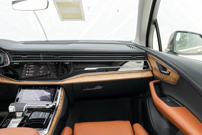 2025款 55 TFSI quattro S line尊贵型-内饰-图片-有驾