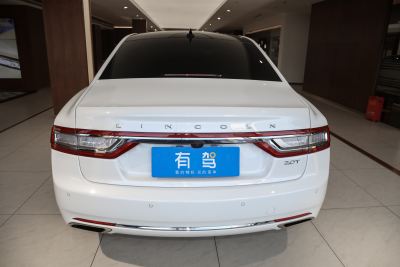 2020款 2.0T 两驱MONO限量尊耀版 MONO WHITE-外观-图片-有驾