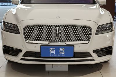 2020款 2.0T 两驱MONO限量尊耀版 MONO WHITE-外观-图片-有驾