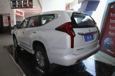 2020款 3.0L 行政版-外观-图片-有驾