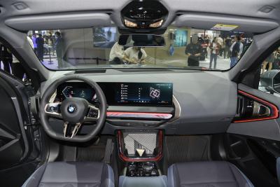 2025款 xDrive30L 尊享型 M运动套装-内饰-图片-有驾