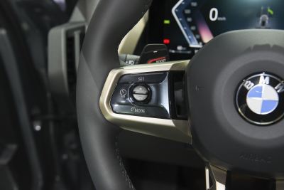 2025款 xDrive30L 尊享型 M运动套装-内饰-图片-有驾