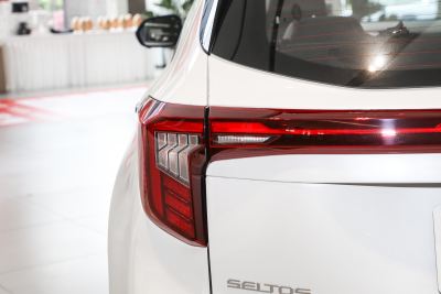 2023款 1.5L CVT尊贵版-外观-图片-有驾