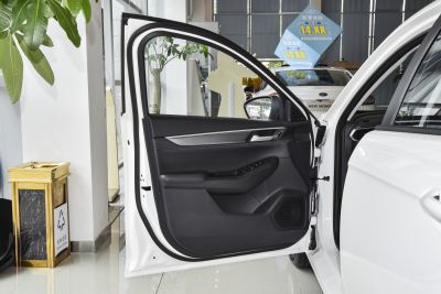 2021款 1.5L 自动铂金版-内饰-图片-有驾