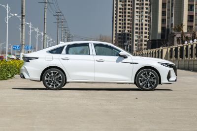 2025款 1.6T DCT卓越版-外观-图片-有驾