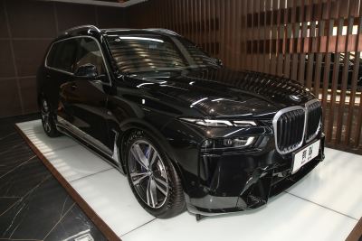 2024款 xDrive40i 尊享型M运动套装-外观-图片-有驾