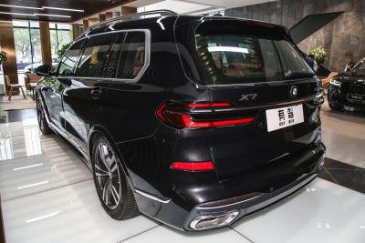 2024款 xDrive40i 尊享型M运动套装-外观-图片-有驾