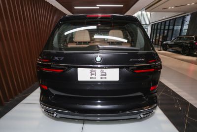 2024款 xDrive40i 尊享型M运动套装-外观-图片-有驾