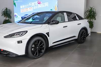 2025款 602三激光雷达版-外观-图片-有驾