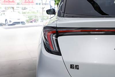 2025款 602三激光雷达版-外观-图片-有驾