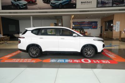 2019款 1.5L CVT 24小时在线精英型 7座-外观-图片-有驾