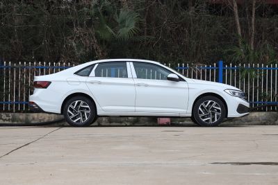 2026款 改款 3000万辆甄选款 300TSI DSG 超越版-外观-图片-有驾