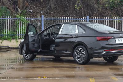 2026款 改款 3000万辆甄选款 300TSI DSG 超越版-外观-图片-有驾