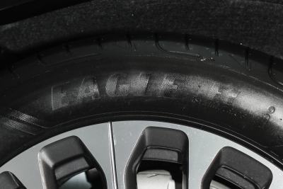 2025款 100kWh 30万台纪念版-外观-图片-有驾