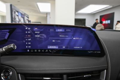 2025款 28T 赛道性能版-内饰-图片-有驾