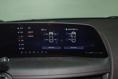 2025款 28T 赛道性能版-内饰-图片-有驾