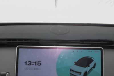 2025款 发光版-内饰-图片-有驾