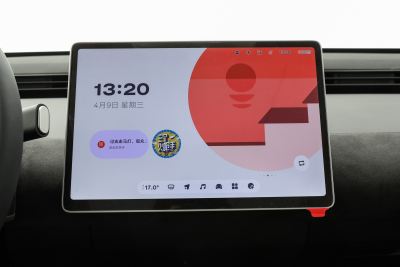 2025款 发光版-内饰-图片-有驾