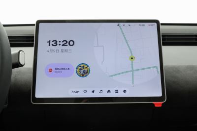 2025款 发光版-内饰-图片-有驾