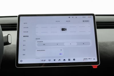 2025款 发光版-内饰-图片-有驾