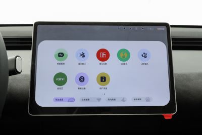 2025款 发光版-内饰-图片-有驾