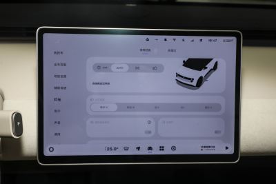 2025款 发光版-内饰-图片-有驾