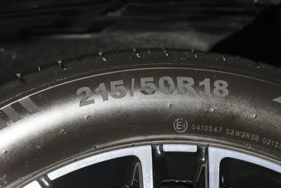 2025款 发光版-外观-图片-有驾