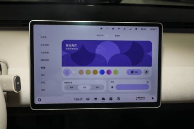 2025款 发光版-内饰-图片-有驾
