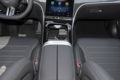2025款 C 260 L 4MATIC 运动版-内饰-图片-有驾