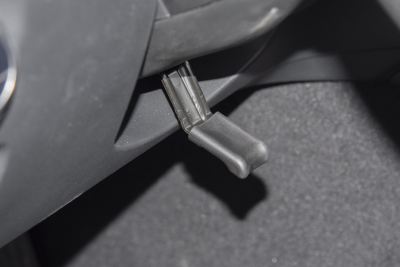 2025款 C 260 L 4MATIC 运动版-内饰-图片-有驾