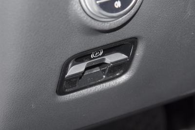 2025款 C 260 L 4MATIC 运动版-内饰-图片-有驾