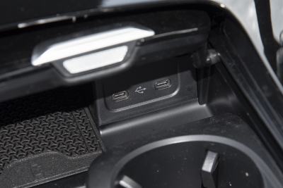 2025款 C 260 L 4MATIC 运动版-内饰-图片-有驾