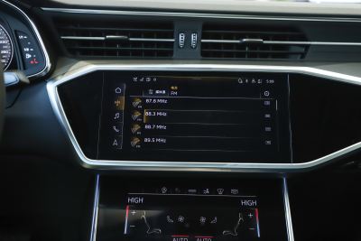 2025款 45 TFSI 臻选型-内饰-图片-有驾